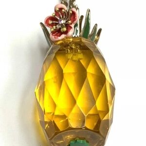 Betsey Johnson lg pineapple necklace